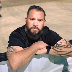 Meet your Posher, Eric